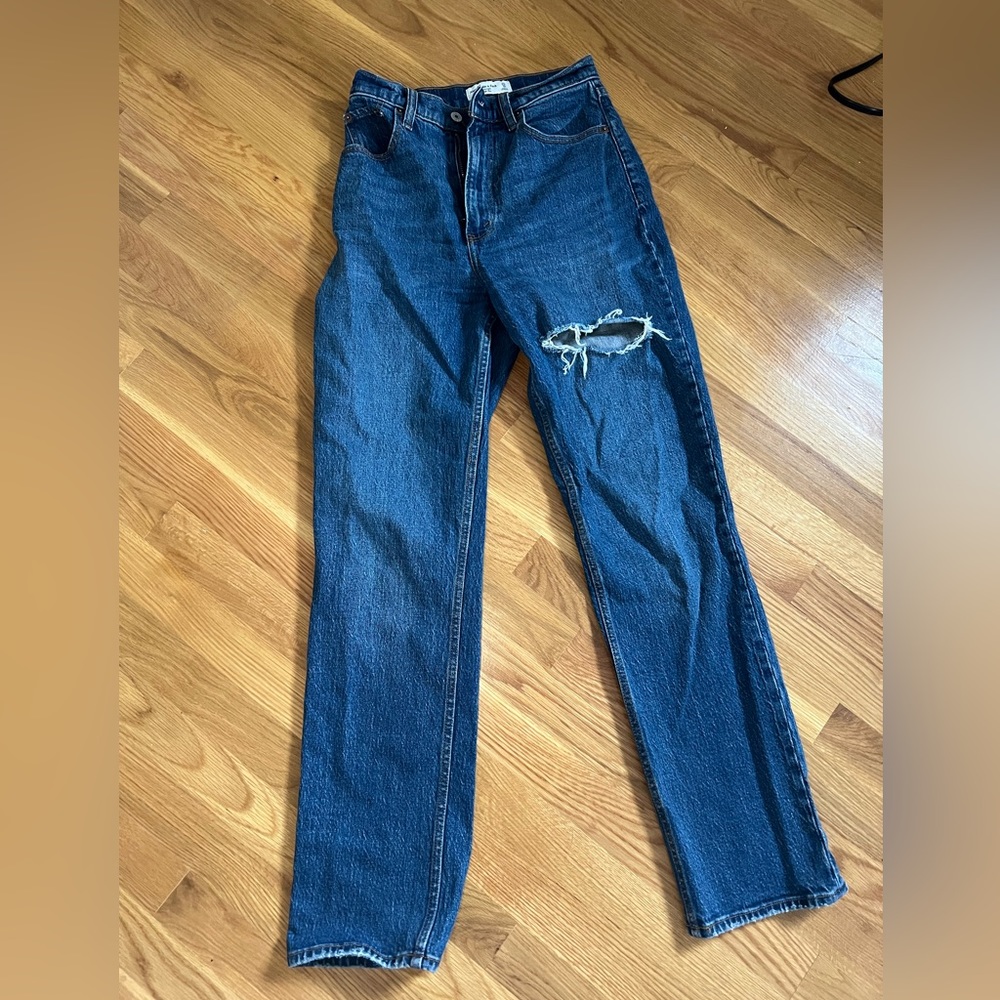 Abercrombie 90s straight ultra high rise Curve Love jeans. Size 0